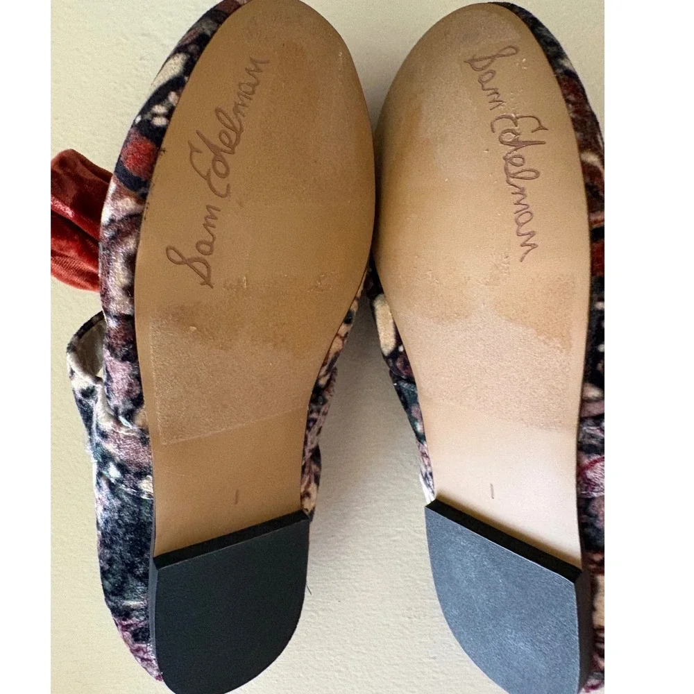 Sam Edelman Girls Velvet Floral Tapestry Ballet Flats with Oversized Bow Size 1
